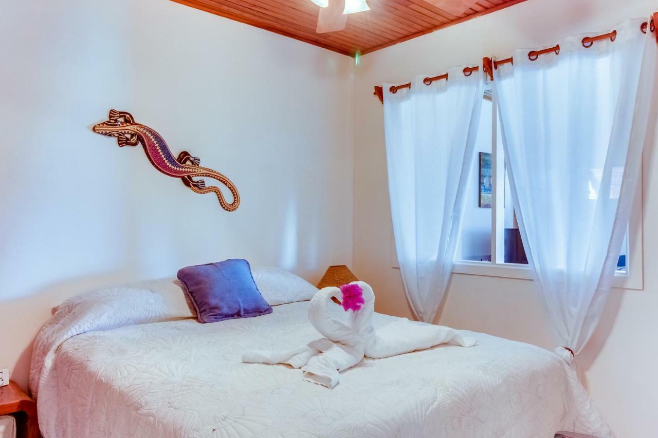 Flamingo Marina Resort Pacific North Coast المظهر الخارجي الصورة